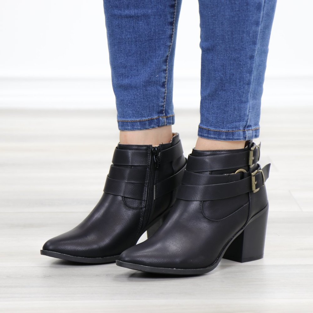 Pointy Toe Black Ankle Boots w/ Buckles - Picture 12 of 12